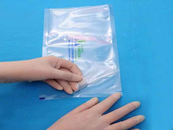 医用全塑易撕袋生产中的胶量控制操作要点